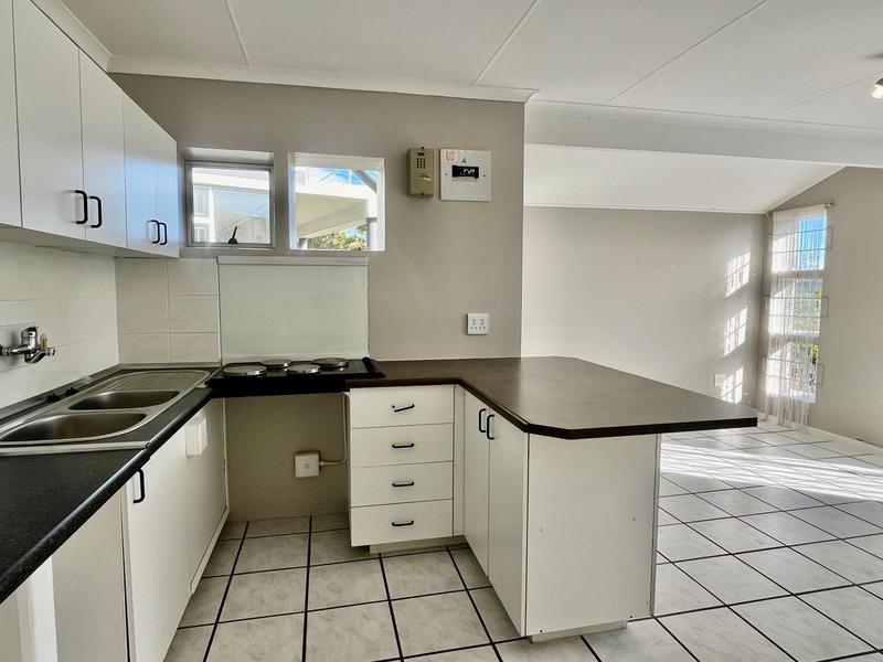 3 Bedroom Property for Sale in Fraaiuitsig Western Cape